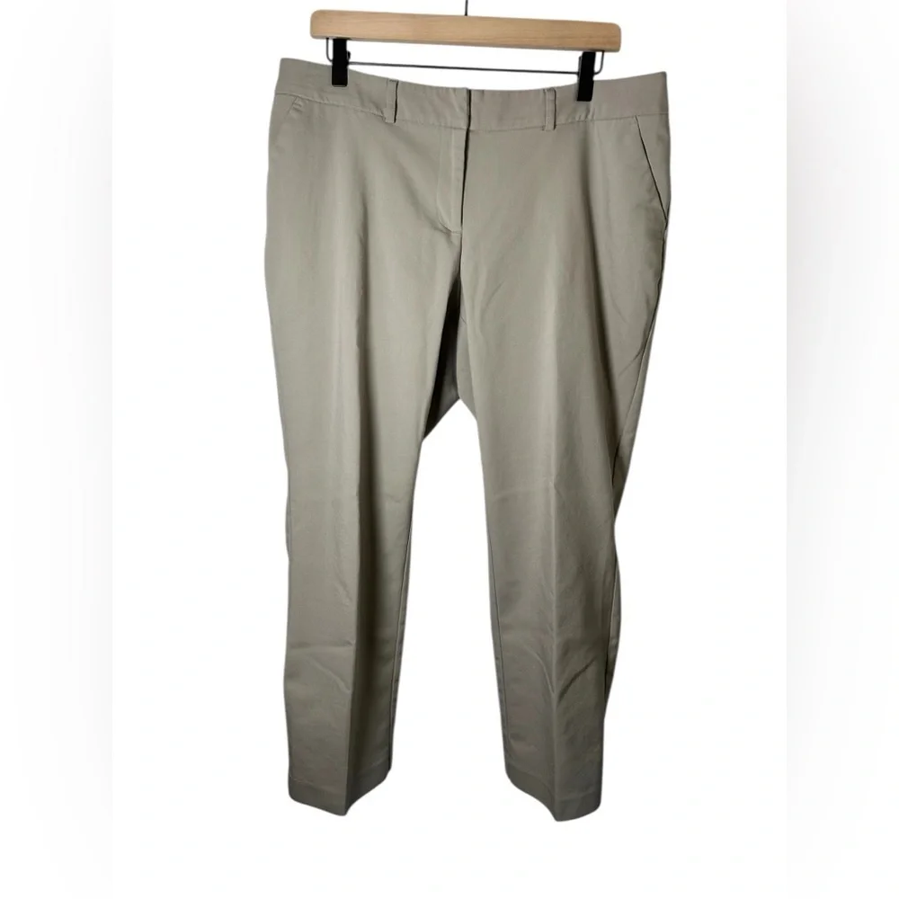 Apt. 9 Women’s Straight Leg‎ Dress Pants Beige 14P Petite